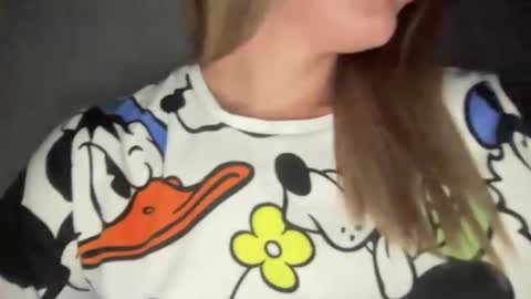 Snapshot of stefy_glow chatting on November 23, 2025, 10:20 pm stefy_glow online show from November 23, 2025, 10:20 pm