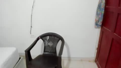 Snapshot of steicy_lan chatting on January 18, 2025, 9:24 pm steicy_lan online show from January 18, 2025, 9:24 pm