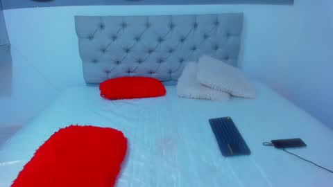 Snapshot of steicy_lan chatting on February 15, 2025, 9:48 pm steicy_lan online show from February 15, 2025, 9:48 pm