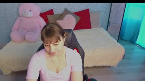 Snapshot of steladream chatting on June 30, 2026, 9:21 am Stela online show from June 30, 2026, 9:21 am