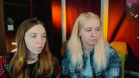 stella_flower online show from March 19, 2026, 6:28 am