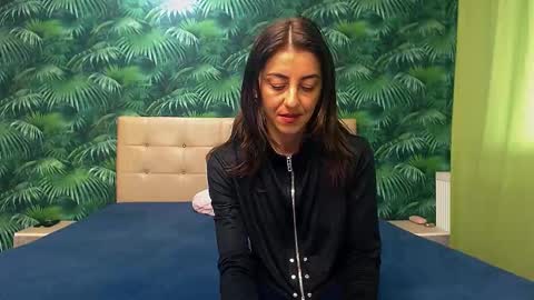 Snapshot of stella_john chatting on February 13, 2025, 7:45 am Stella John online show from February 13, 2025, 7:45 am