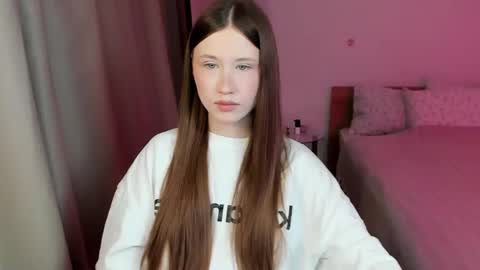 stella_sunny online show from February 26, 2025, 11:37 pm