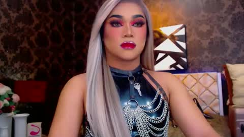 CALL ME STELLA online show from January 18, 2025, 9:45 am