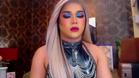 CALL ME STELLA online show from February 4, 2025, 12:44 pm