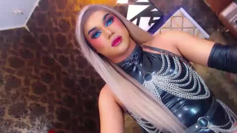 CALL ME STELLA online show from February 14, 2025, 1:18 pm