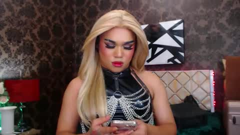 CALL ME STELLA online show from March 12, 2025, 3:29 pm