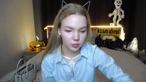 stellalights online show from October 20, 2025, 12:05 pm