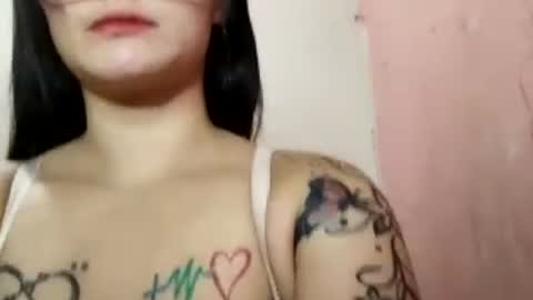 Snapshot of stellapearlx chatting on June 17, 2026, 9:01 am Stellapearlx online show from June 17, 2026, 9:01 am