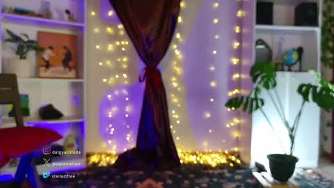 stellart_ online show from March 18, 2026, 1:09 am