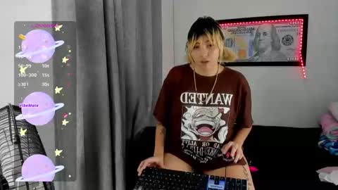 Kazzy Carly Santi and josh online show from April 28, 2026, 12:10 pm