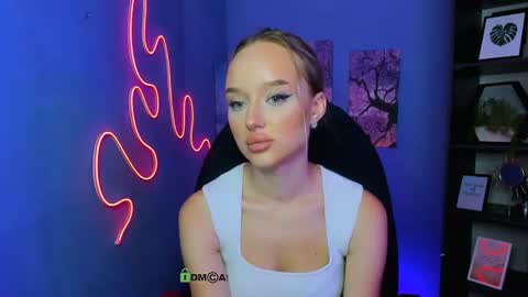 stellasun_ online show from July 1, 2026, 1:24 pm