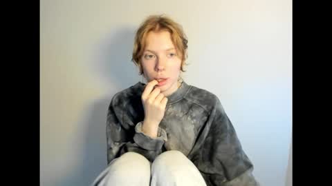 S T E L L A online show from November 27, 2025, 8:16 am