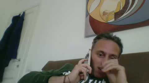 Snapshot of sten015 chatting on December 17, 2024, 1:38 pm sten015 online show from December 17, 2024, 1:38 pm