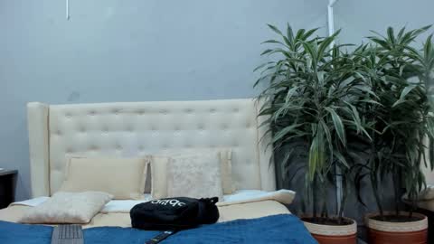 Stephane Rouss online show from September 27, 2025, 7:41 pm