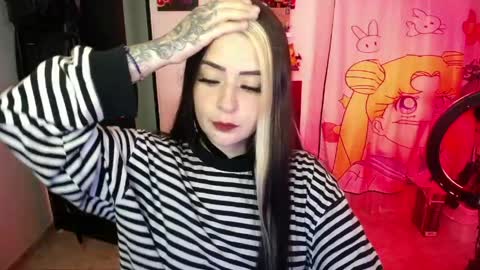 Snapshot of stephani_rousso chatting on April 26, 2026, 11:02 pm joha cosmo online show from April 26, 2026, 11:02 pm