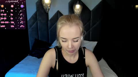 Stephanie Sea online show from February 5, 2025, 5:52 am