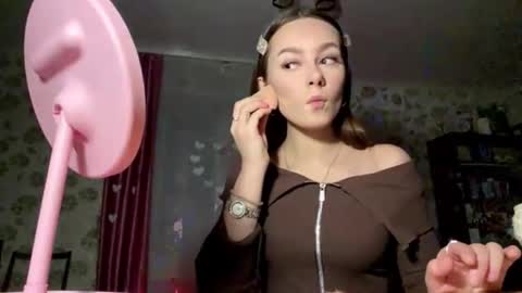 Stephani online show from February 23, 2026, 2:58 pm