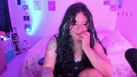 Stephanie  online show from December 23, 2024, 4:55 am