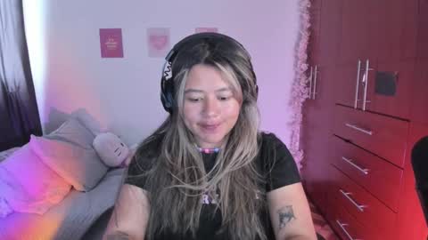 Stephanie  online show from September 21, 2025, 9:16 pm