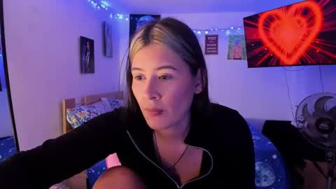 Stephany  independient model  online show from January 9, 2025, 12:03 am