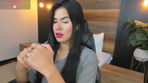 S T E P H A N Y A online show from January 7, 2026, 7:16 pm