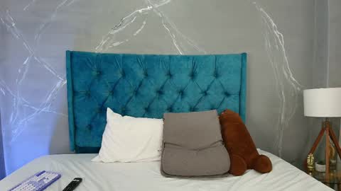 Stefanny online show from March 29, 2026, 1:05 am