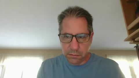 Snapshot of stephenhal9 chatting on September 17, 2025, 8:32 pm stephenhal9 online show from September 17, 2025, 8:32 pm