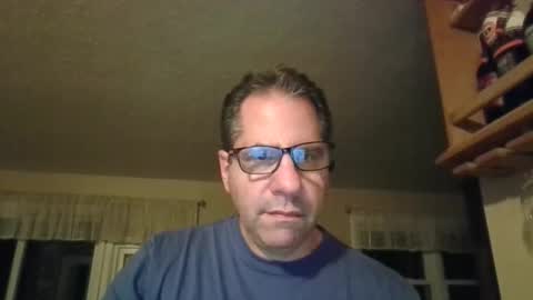 Snapshot of stephenhal9 chatting on November 19, 2025, 5:18 am stephenhal9 online show from November 19, 2025, 5:18 am