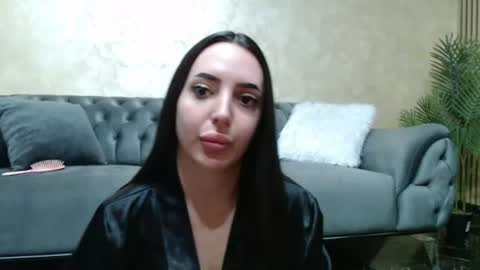 StepMommy19 online show from June 27, 2026, 5:07 pm