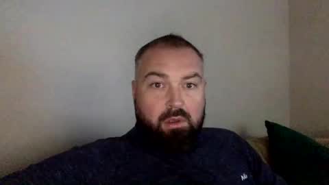 steve__1980 online show from November 18, 2025, 8:41 am