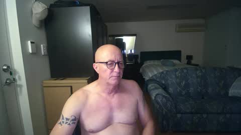 stevejohnson3367 online show from October 19, 2025, 1:34 pm