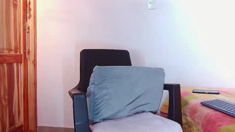 steven_modelo69 online show from February 15, 2025, 7:16 am