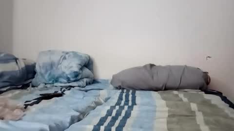 AA online show from November 27, 2025, 2:57 am