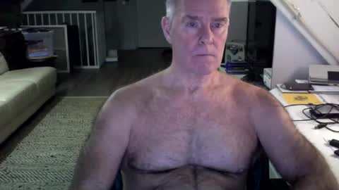 stevetwo online show from February 10, 2025, 11:02 pm