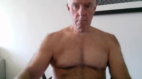 stevetwo online show from June 15, 2026, 7:43 am