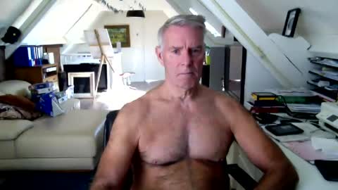 stevetwo online show from July 28, 2026, 8:43 am