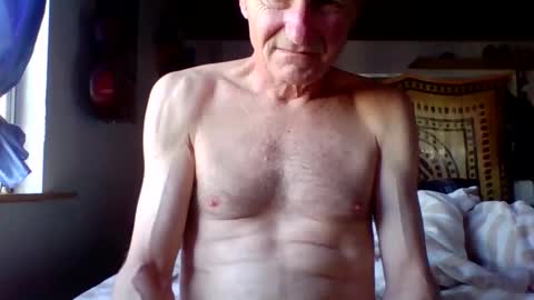 steviehard7 online show from February 25, 2025, 3:38 pm
