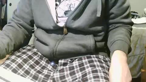 Chillguy online show from February 8, 2026, 4:32 pm