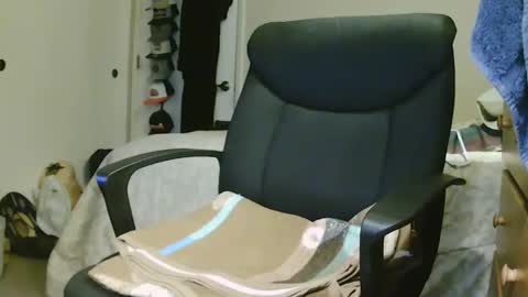 Chillguy online show from April 14, 2026, 3:56 am