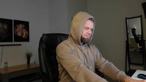 Stewart Barnz online show from December 20, 2025, 8:43 am