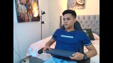 stewart online show from September 17, 2025, 2:02 am