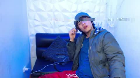 Stich online show from May 5, 2026, 4:09 am
