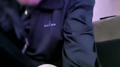 Snapshot of stickymouse45 chatting on January 15, 2026, 9:25 am stickymouse45 online show from January 15, 2026, 9:25 am