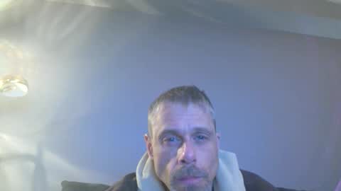 Snapshot of stickymouse45 chatting on June 7, 2026, 4:16 am stickymouse45 online show from June 7, 2026, 4:16 am