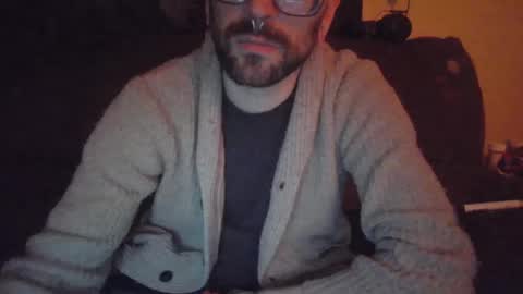 stickywhiteslime online show from September 14, 2025, 7:51 am