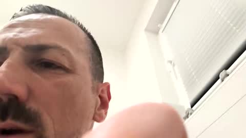 Stifflerger online show from April 8, 2026, 12:21 am