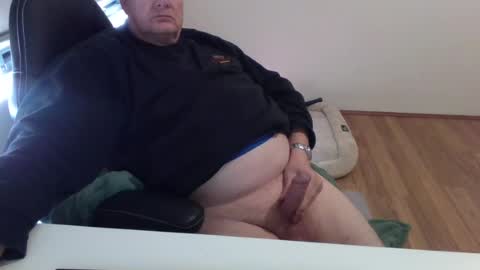 Snapshot of stiffyman55 chatting on July 28, 2026, 3:46 am stiffyman55 online show from July 28, 2026, 3:46 am
