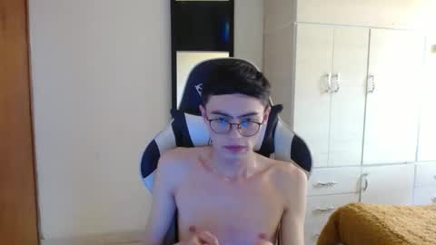 Snapshot of stiv_grant chatting on January 28, 2025, 7:42 pm stiv_grant online show from January 28, 2025, 7:42 pm