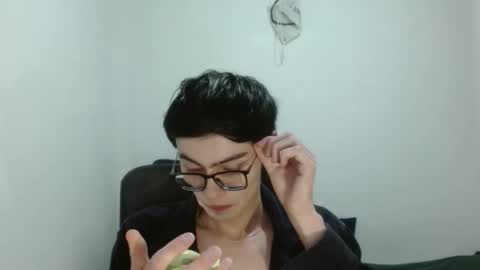 Snapshot of stiv_grant chatting on February 18, 2026, 6:59 pm stiv_grant online show from February 18, 2026, 6:59 pm